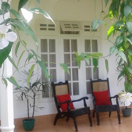 גאלה Anusha Apartment 15 Homestay מראה חיצוני תמונה