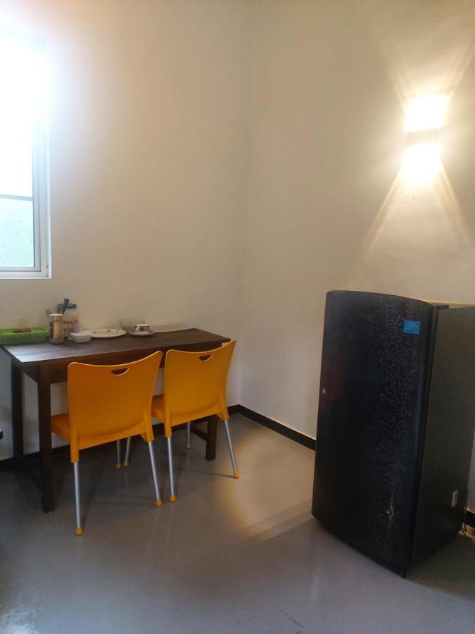 גאלה Anusha Apartment 15 Homestay מראה חיצוני תמונה