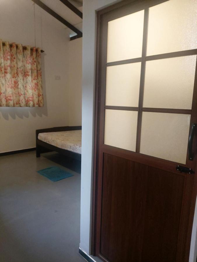 גאלה Anusha Apartment 15 Homestay מראה חיצוני תמונה
