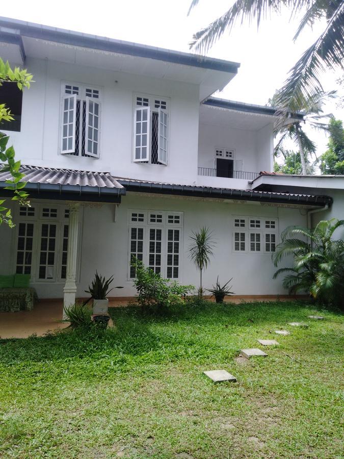 גאלה Anusha Apartment 15 Homestay מראה חיצוני תמונה