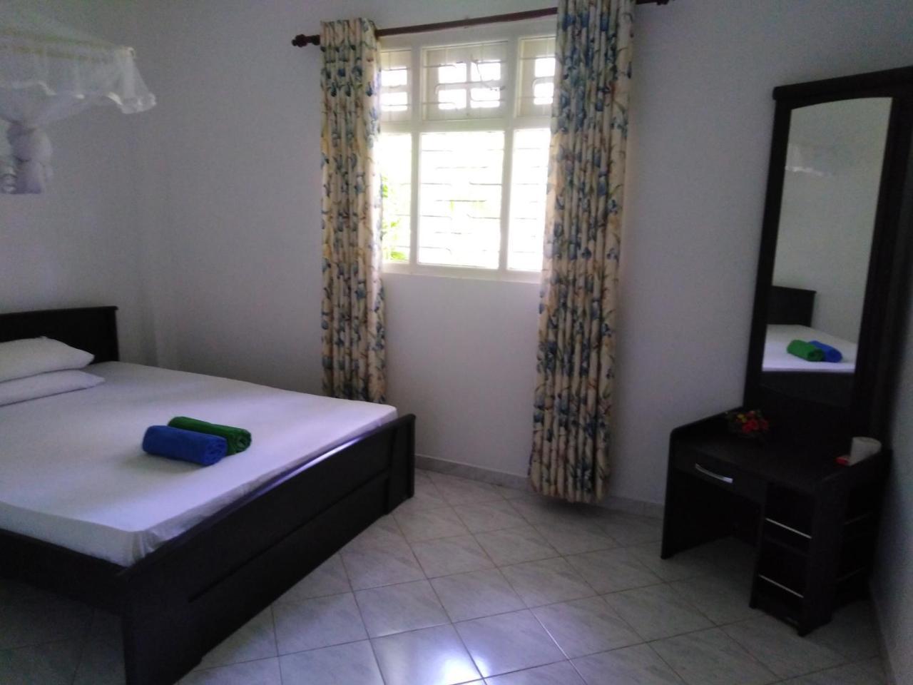 גאלה Anusha Apartment 15 Homestay מראה חיצוני תמונה